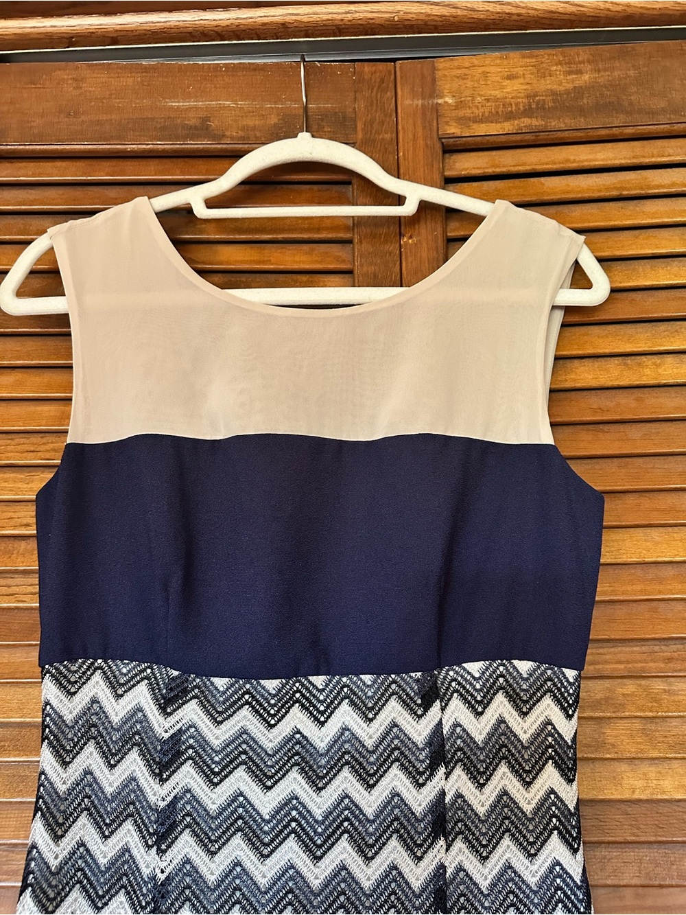 BNWOT Max and Cleo Ava Colorblock Chevron Dress size 8 - Picture 5 of 14